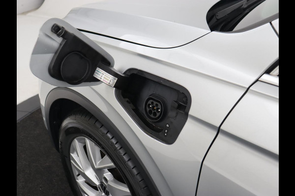 Volkswagen Tiguan 1.4 TSI eHybrid | Stoel & stuurverwarming | Adaptive cruise | Carplay | Park Assist | Navigatie | Side Assist | Virtual Cockpit | Full LED | PHEV
