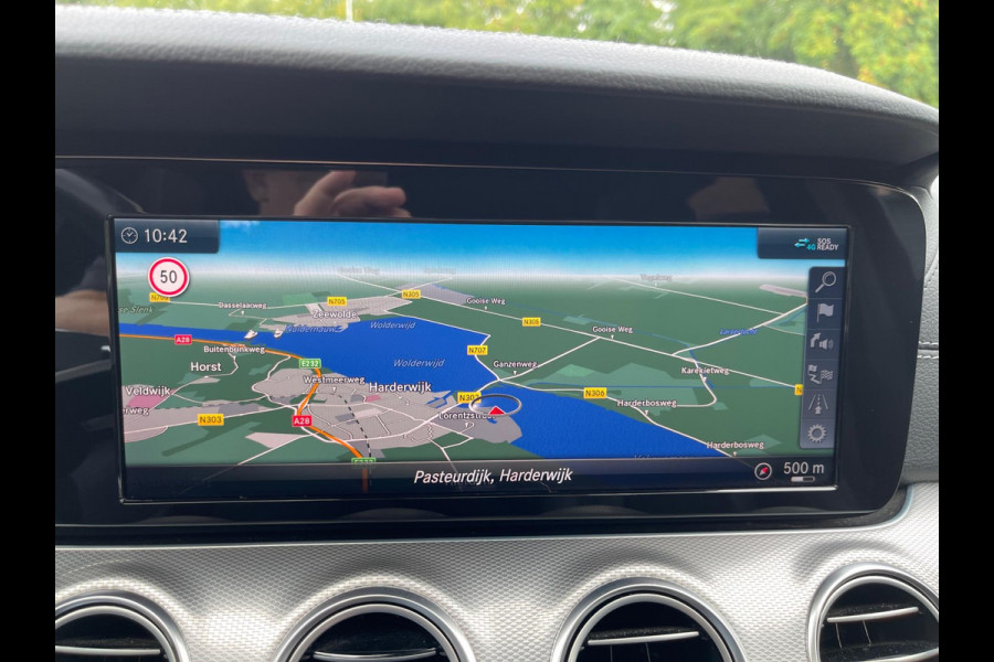 Mercedes-Benz E-Klasse Estate 250 Premium Plus AMG 360" Camera Panodak Burmestersystem Head-up display, Elctr Trekhaak