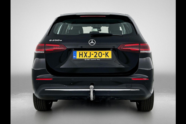 Mercedes-Benz B-Klasse 250 e Business Solution Luxury Limited SFEERVERLICHTING TREKHAAK NAVI