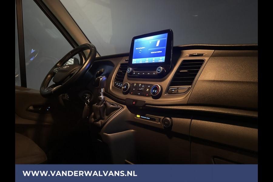 Ford Transit 2.0 TDCI 131pk L3H2 Euro6 Airco | Camera | Navigatie | Apple Carplay | Cruisecontrol | Stoelverwarming Android Auto, Verwarmde voorruit, Parkeersensoren, Bijrijdersbank