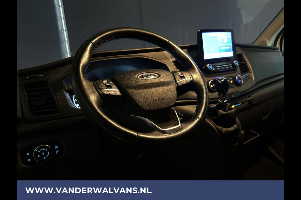 Ford Transit 2.0 TDCI 131pk L3H2 Euro6 Airco | Camera | Navigatie | Apple Carplay | Cruisecontrol | Stoelverwarming Android Auto, Verwarmde voorruit, Parkeersensoren, Bijrijdersbank