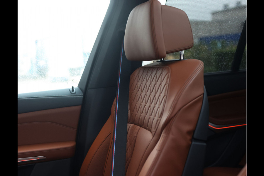 BMW X5 50e xDrive | M Performance - Pano - Trekhaak - Massage