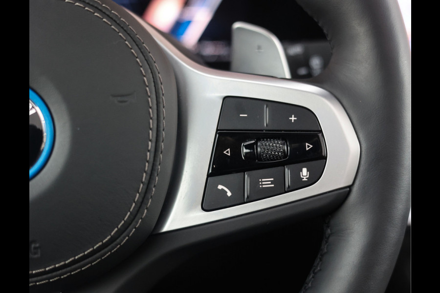 BMW X5 50e xDrive | M Performance - Pano - Trekhaak - Massage