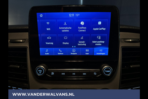 Ford Transit 2.0 TDCI 131pk L3H2 Euro6 Airco | Camera | Navigatie | Apple Carplay | Cruisecontrol Stoelverwarming, Verwarmde voorruit, Parkeersensoren, Bijrijdersbank, 2500kg trekvermogen