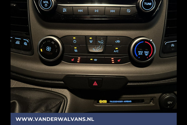Ford Transit 2.0 TDCI 131pk L3H2 Euro6 Airco | Camera | Navigatie | Apple Carplay | Cruisecontrol Stoelverwarming, Verwarmde voorruit, Parkeersensoren, Bijrijdersbank, 2500kg trekvermogen