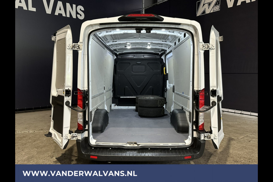 Ford Transit 2.0 TDCI 131pk L3H2 Euro6 Airco | Camera | Navigatie | Apple Carplay | Cruisecontrol Stoelverwarming, Verwarmde voorruit, Parkeersensoren, Bijrijdersbank, 2500kg trekvermogen