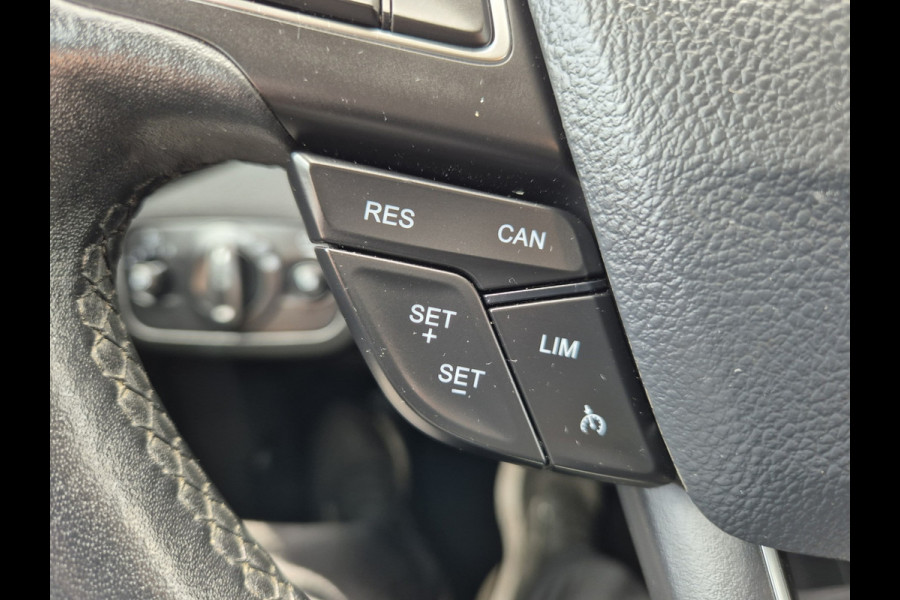 Ford C-MAX 1.5 Titanium Automaat, airco,cruise,android,navigatie/camera,stuur/stoelverwarming,afneembarehaak,parkeersensoren,