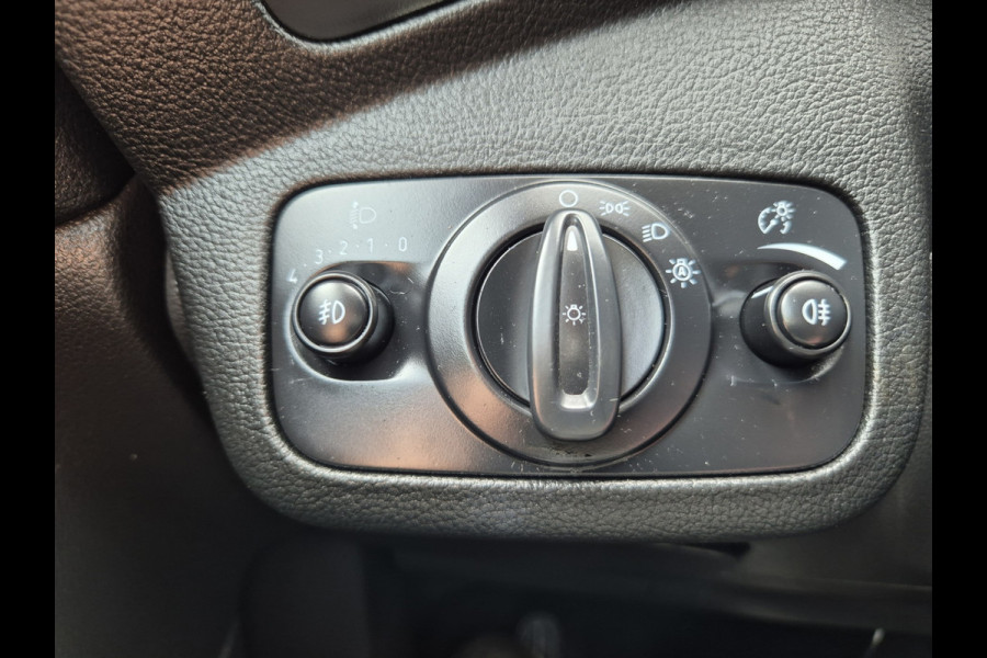 Ford C-MAX 1.5 Titanium Automaat, airco,cruise,android,navigatie/camera,stuur/stoelverwarming,afneembarehaak,parkeersensoren,