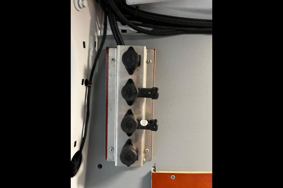 Mercedes-Benz Sprinter Automaat Servicewagen 414 2.2 CDI 140pk euro6 366 HD BOTT Inrichting Victron V230 Standkachel RIJKLAARPRIJS