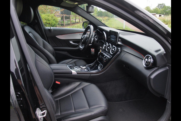 Mercedes-Benz C-Klasse 180 AMG Sport Edition | Camera | Navigatie | Black Optiek | Cruise Control |