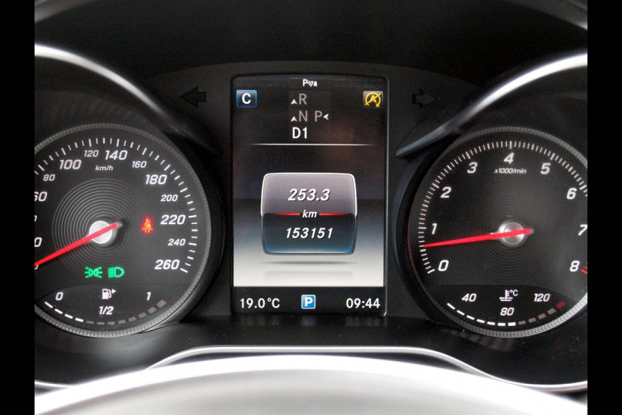 Mercedes-Benz C-Klasse 180 AMG Sport Edition | Camera | Navigatie | Black Optiek | Cruise Control |