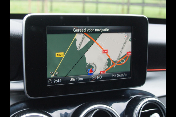 Mercedes-Benz C-Klasse 180 AMG Sport Edition | Camera | Navigatie | Black Optiek | Cruise Control |