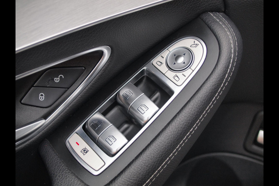 Mercedes-Benz C-Klasse 180 AMG Sport Edition | Camera | Navigatie | Black Optiek | Cruise Control |