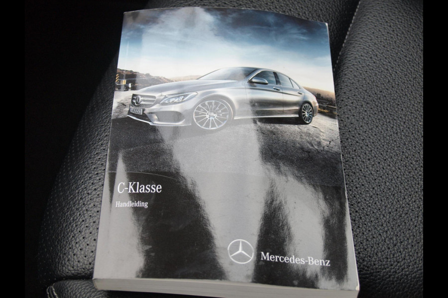 Mercedes-Benz C-Klasse 180 AMG Sport Edition | Camera | Navigatie | Black Optiek | Cruise Control |