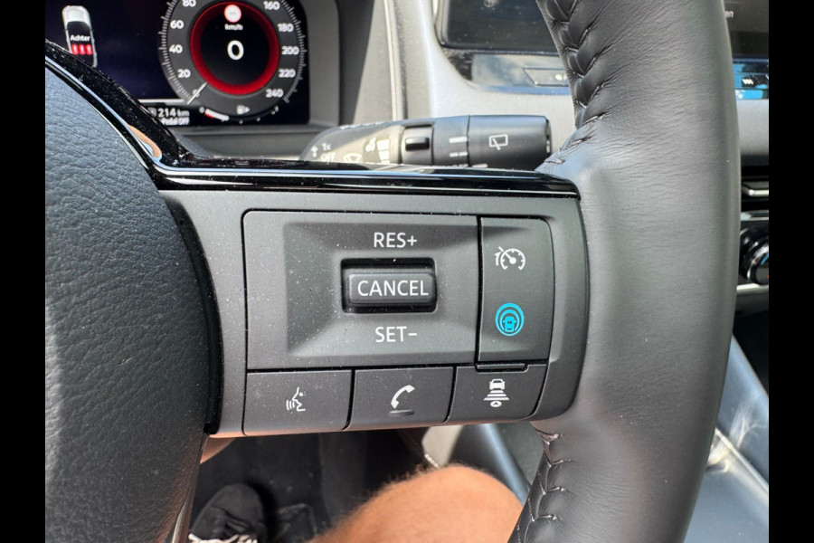 Nissan QASHQAI 1.5 e-Power Tekna Plus Head up / Pano / Leer / Full option!