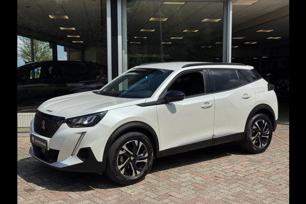 Peugeot 2008 1.2 PureTech 130 Allure Pack Navi / Clima / Camera / P-sensoren
