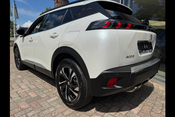 Peugeot 2008 1.2 PureTech 130 Allure Pack Navi / Clima / Camera / P-sensoren