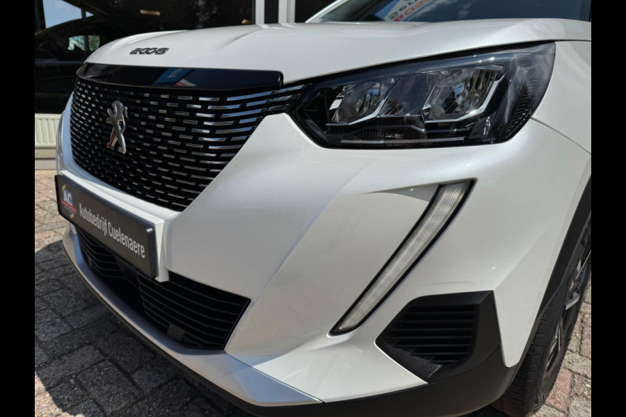 Peugeot 2008 1.2 PureTech 130 Allure Pack Navi / Clima / Camera / P-sensoren