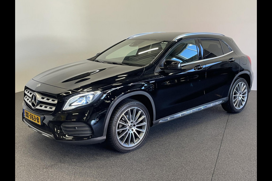 Mercedes-Benz GLA 180 Automaat AMG UrbanStyle Navigatie Climate Control Leder interieur 19"Lichtmetalen velgen #