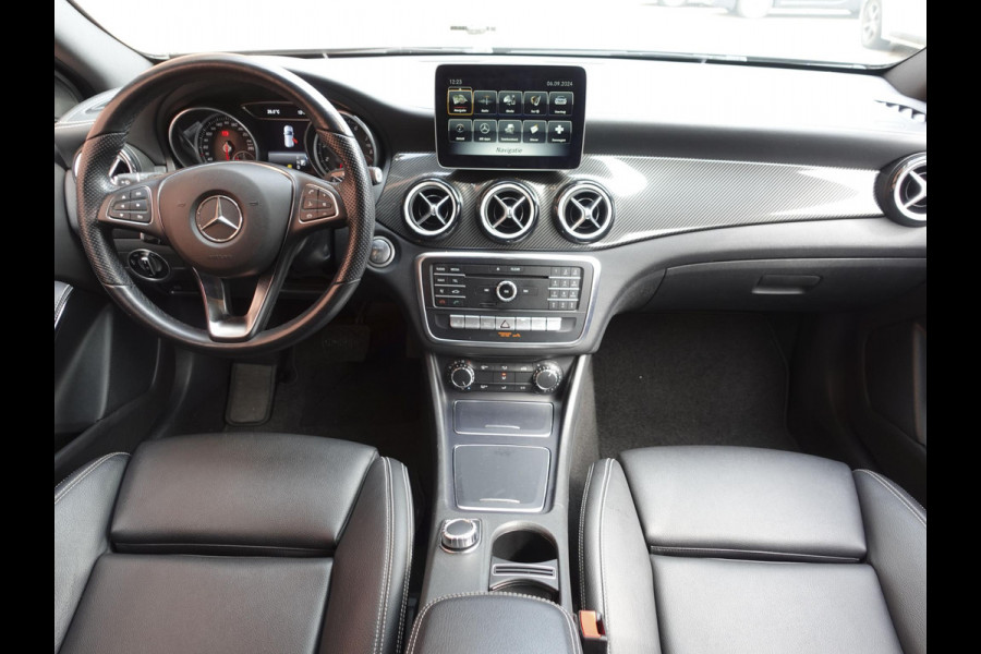 Mercedes-Benz GLA 180 Automaat AMG UrbanStyle Navigatie Climate Control Leder interieur 19"Lichtmetalen velgen #