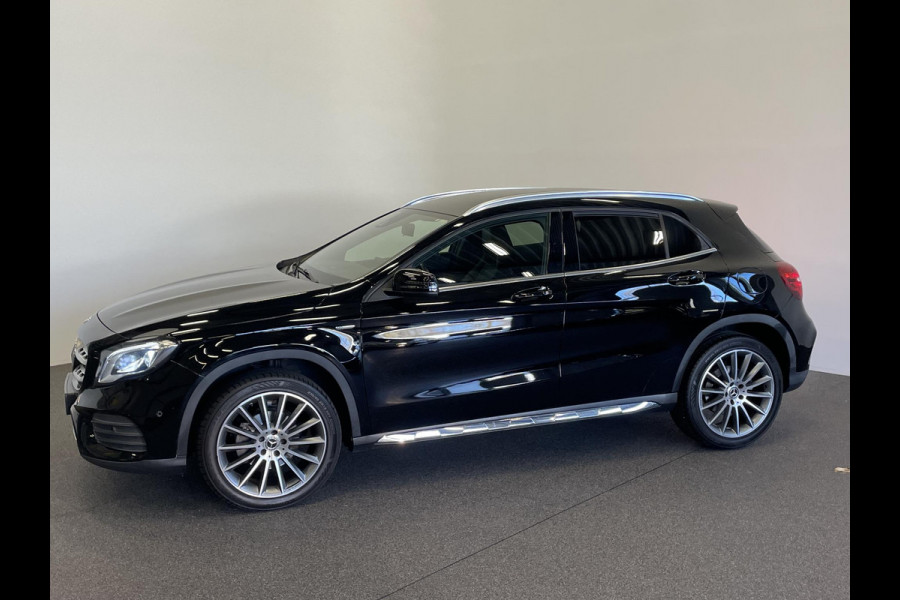 Mercedes-Benz GLA 180 Automaat AMG UrbanStyle Navigatie Climate Control Leder interieur 19"Lichtmetalen velgen #