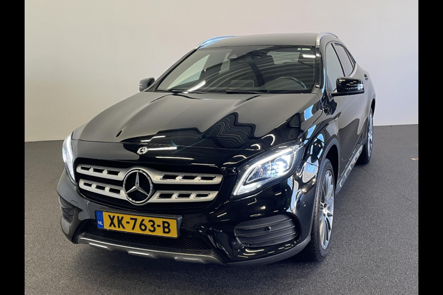 Mercedes-Benz GLA 180 Automaat AMG UrbanStyle Navigatie Climate Control Leder interieur 19"Lichtmetalen velgen #