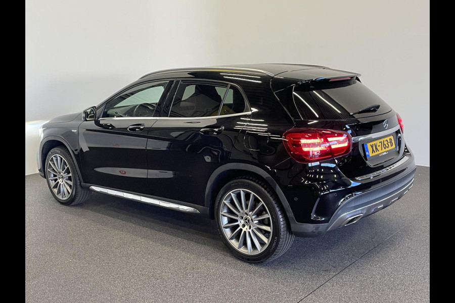 Mercedes-Benz GLA 180 Automaat AMG UrbanStyle Navigatie Climate Control Leder interieur 19"Lichtmetalen velgen #