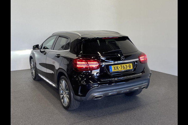 Mercedes-Benz GLA 180 Automaat AMG UrbanStyle Navigatie Climate Control Leder interieur 19"Lichtmetalen velgen #