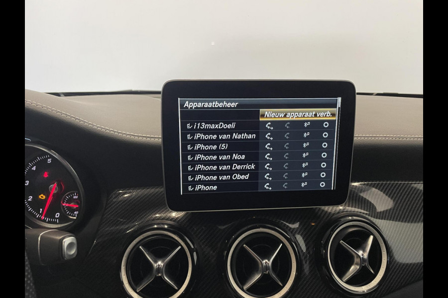 Mercedes-Benz GLA 180 Automaat AMG UrbanStyle Navigatie Climate Control Leder interieur 19"Lichtmetalen velgen #