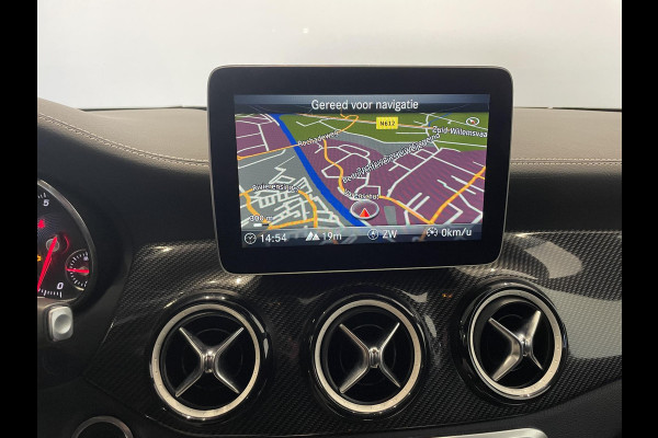 Mercedes-Benz GLA 180 Automaat AMG UrbanStyle Navigatie Climate Control Leder interieur 19"Lichtmetalen velgen #