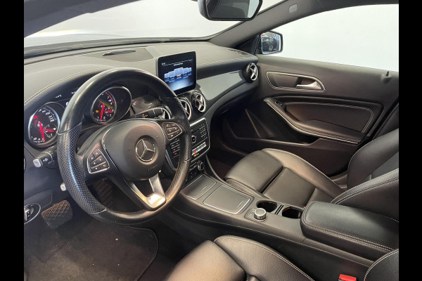 Mercedes-Benz GLA 180 Automaat AMG UrbanStyle Navigatie Climate Control Leder interieur 19"Lichtmetalen velgen #