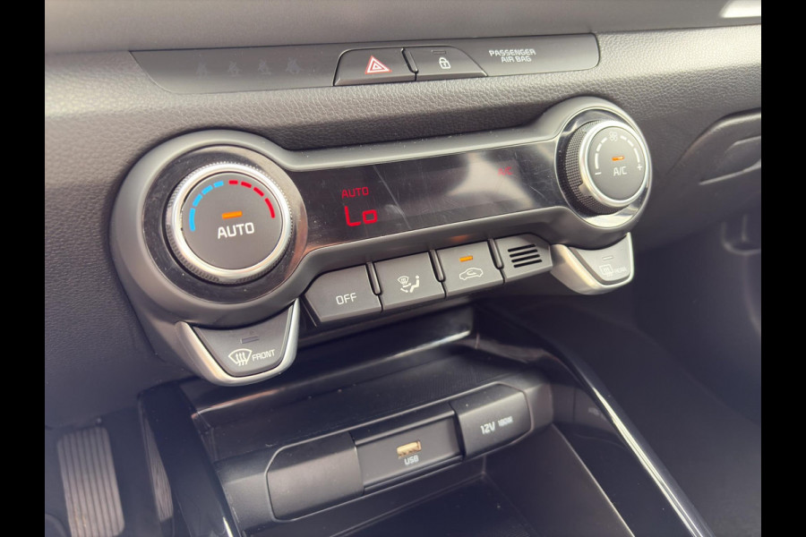 Kia Stonic 1.0 T-GDi MHEV DynamicPlusLine | LED | Navi | Climate Control | Camera | Android Auto/Apple Carplay | Stoel- en Stuurverwarming |