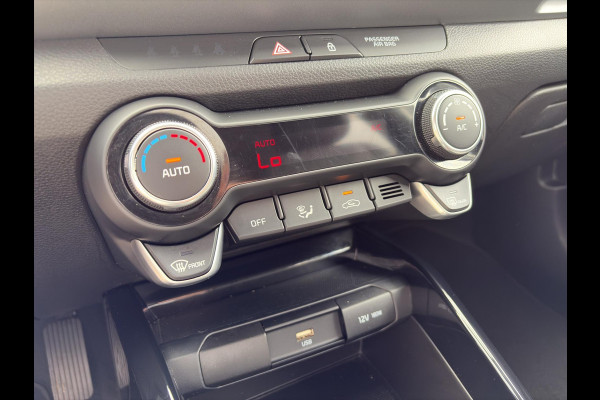Kia Stonic 1.0 T-GDi MHEV DynamicPlusLine | LED | Navi | Climate Control | Camera | Android Auto/Apple Carplay | Stoel- en Stuurverwarming |