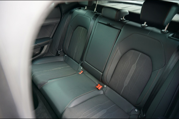 CUPRA Formentor 204PK PHEV Adrenaline CARPLAY | NAVI | WINTERPACK | CAMERA | LUX