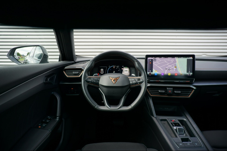 CUPRA Formentor 204PK PHEV Adrenaline CARPLAY | NAVI | WINTERPACK | CAMERA | LUX