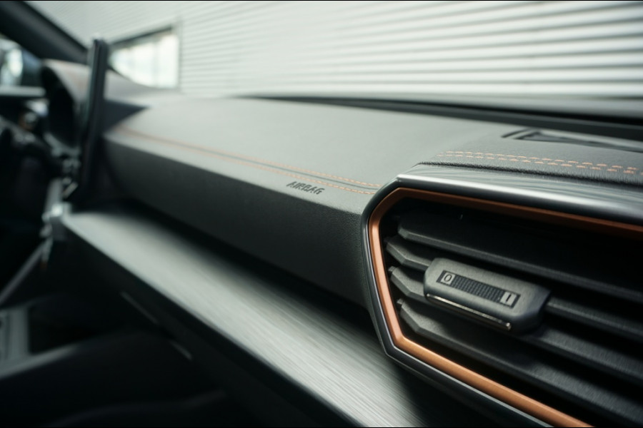CUPRA Formentor 204PK PHEV Adrenaline CARPLAY | NAVI | WINTERPACK | CAMERA | LUX