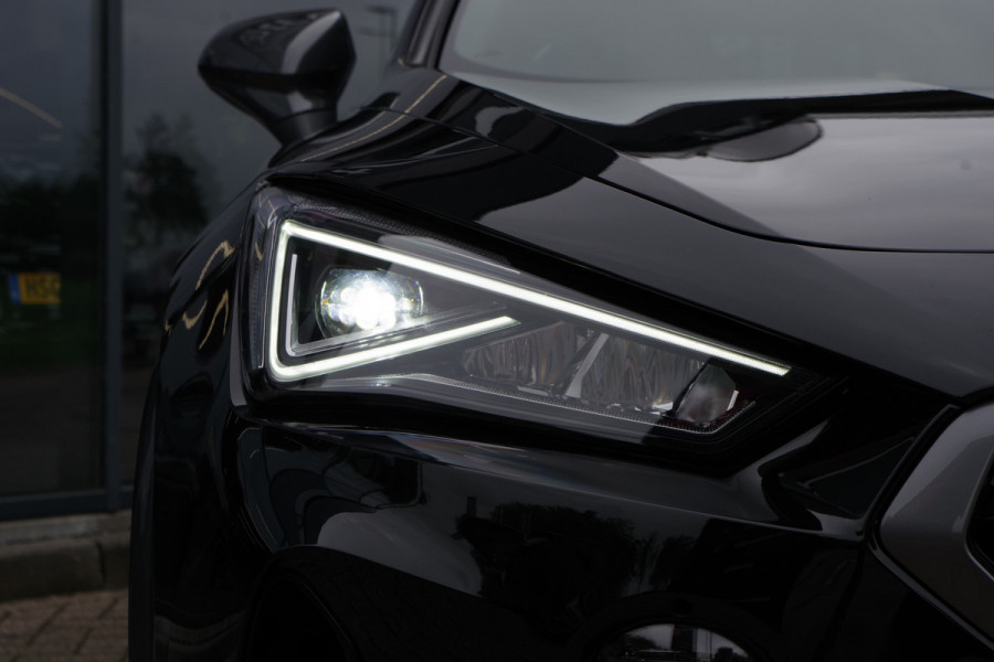 CUPRA Formentor 1.4 e-Hybrid VZ 245 PK Copper Edition PHEV, DCC, Camera, Kuipstoelen, LED