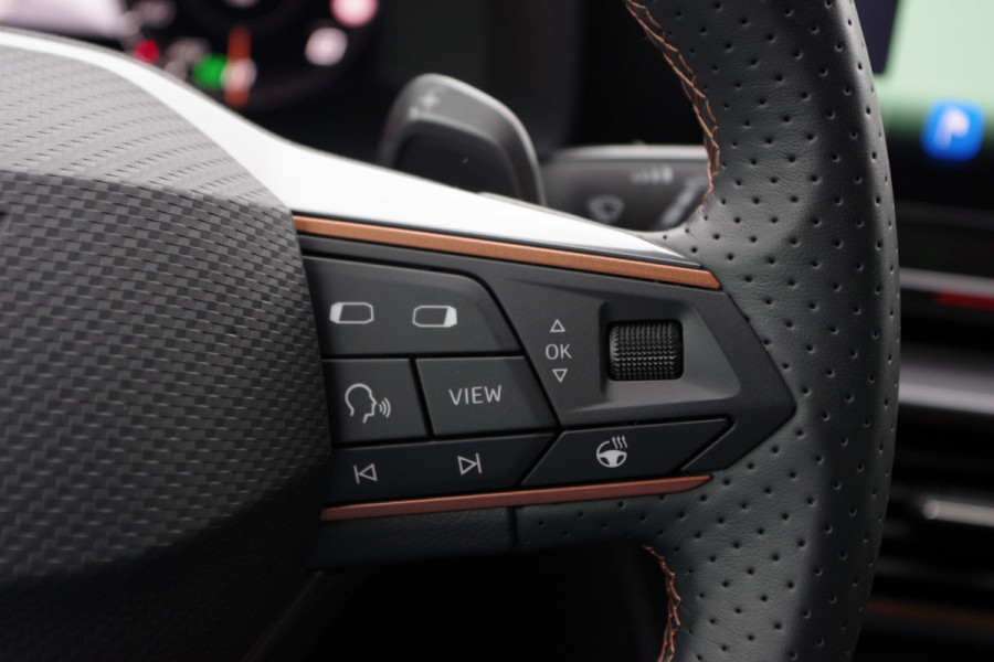 CUPRA Formentor 1.4 e-Hybrid VZ 245 PK Copper Edition PHEV, DCC, Camera, Kuipstoelen, LED