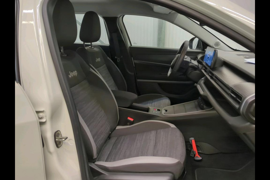 Jeep Avenger Longitude 54 kWh | Navi | Carplay | Stoelverwarming |