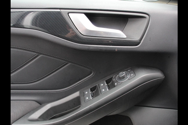 Ford FOCUS Wagon 1.0 EcoBoost Hybrid ST Line Navigatie Climate Control Led Dab Camera Parkeer sensoren Cruise Control Lichtmetalen velgen