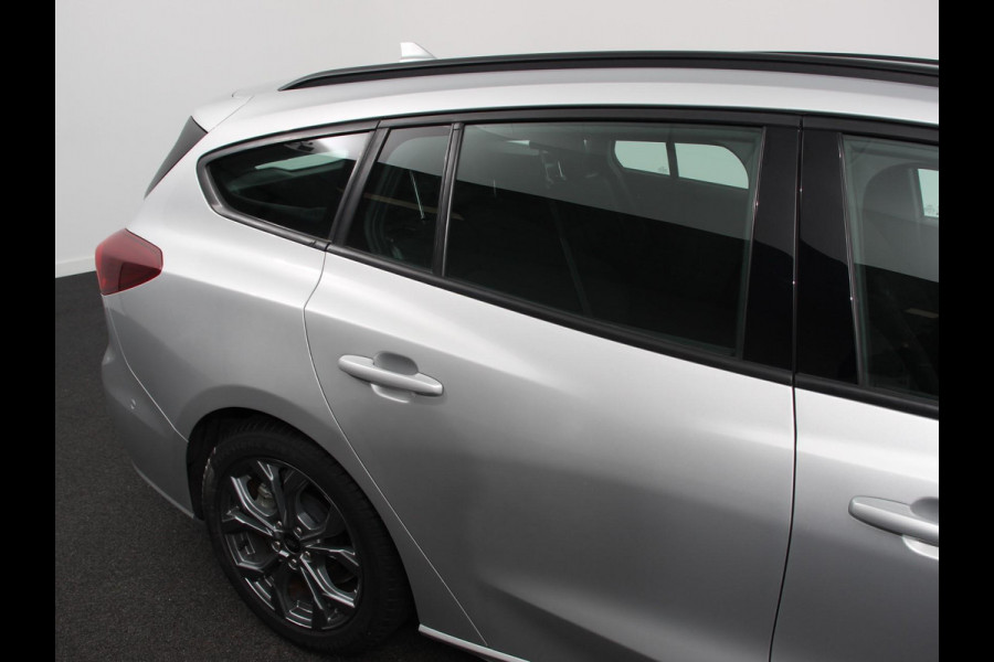 Ford FOCUS Wagon 1.0 EcoBoost Hybrid ST Line Navigatie Climate Control Led Dab Camera Parkeer sensoren Cruise Control Lichtmetalen velgen