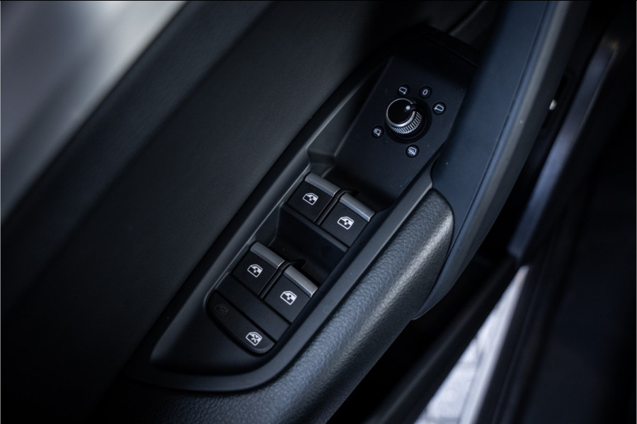Audi Q5 Sportback 55 TFSI e S edition 367PK - Elektr. Trekhaak | ACC | Carplay