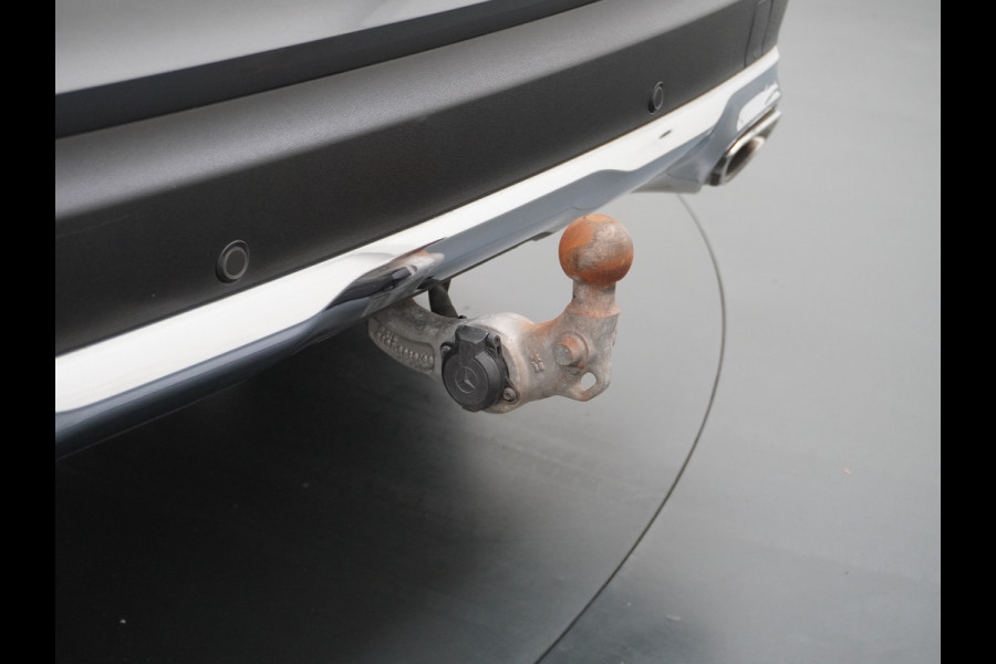 Mercedes-Benz GLC GLC 250 4M | Panorama Dodehoek Trekhaak Standkachel
