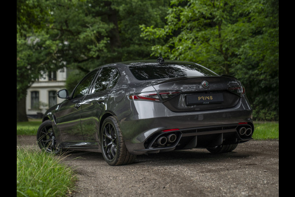 Alfa Romeo Giulia 2.9 V6 Quadrifoglio MY25 | Facelift | Carbon dak | Carbon stoelen | Akrapovic | Harman/Kardon