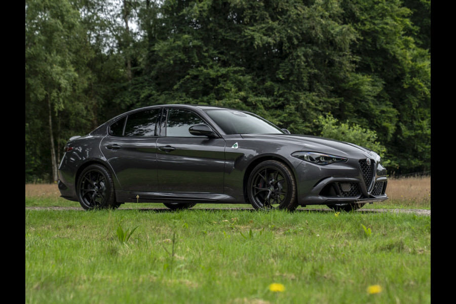 Alfa Romeo Giulia 2.9 V6 Quadrifoglio MY25 | Facelift | Carbon dak | Carbon stoelen | Akrapovic | Harman/Kardon