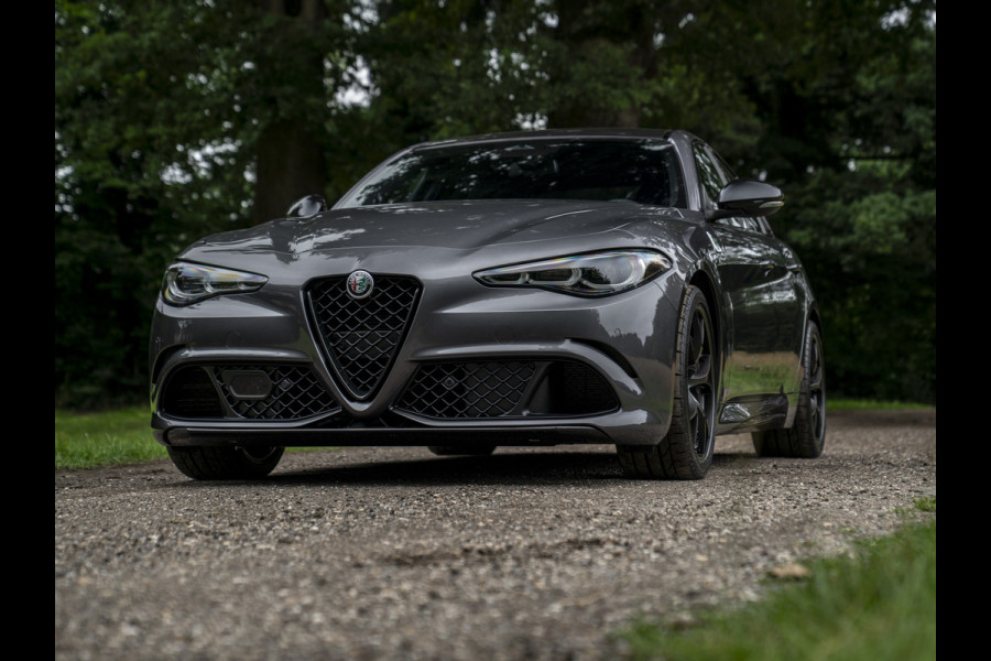 Alfa Romeo Giulia 2.9 V6 Quadrifoglio MY25 | Facelift | Carbon dak | Carbon stoelen | Akrapovic | Harman/Kardon