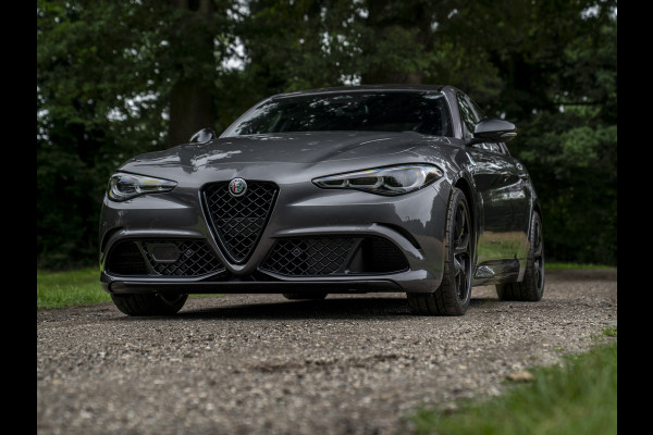 Alfa Romeo Giulia 2.9 V6 Quadrifoglio MY25 | Facelift | Carbon dak | Carbon stoelen | Akrapovic | Harman/Kardon