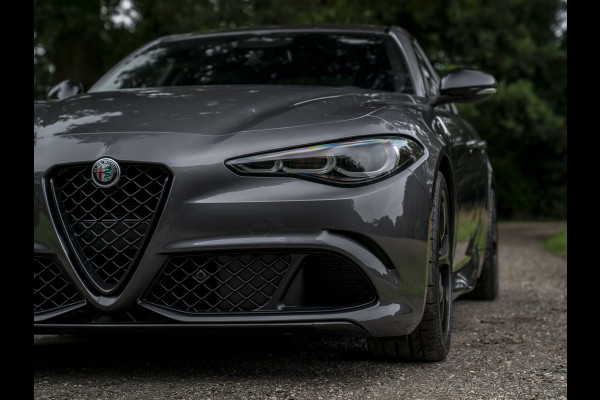 Alfa Romeo Giulia 2.9 V6 Quadrifoglio MY25 | Facelift | Carbon dak | Carbon stoelen | Akrapovic | Harman/Kardon