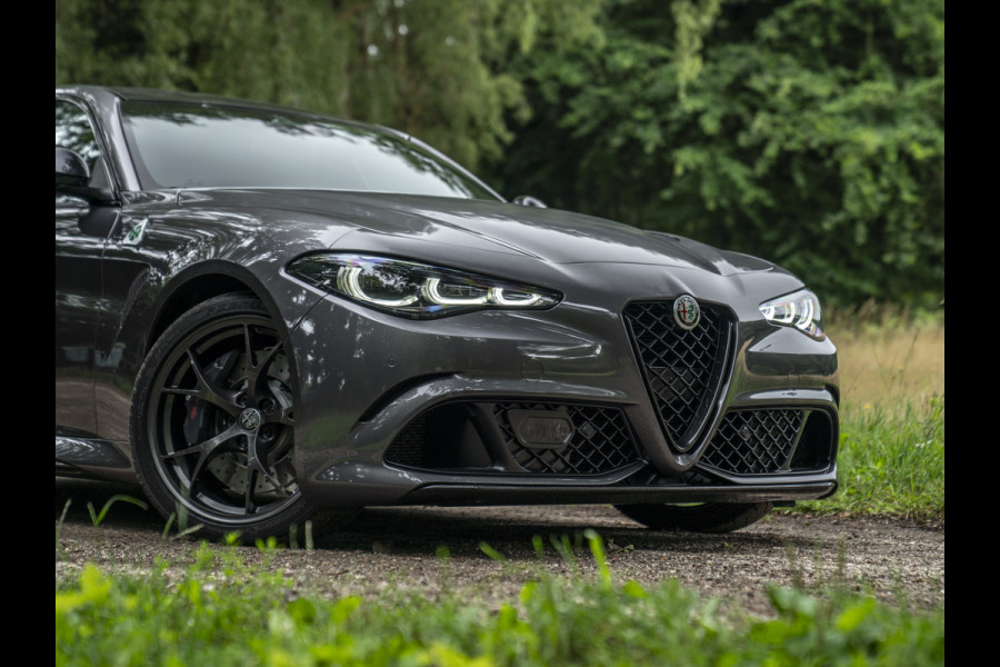 Alfa Romeo Giulia 2.9 V6 Quadrifoglio MY25 | Facelift | Carbon dak | Carbon stoelen | Akrapovic | Harman/Kardon