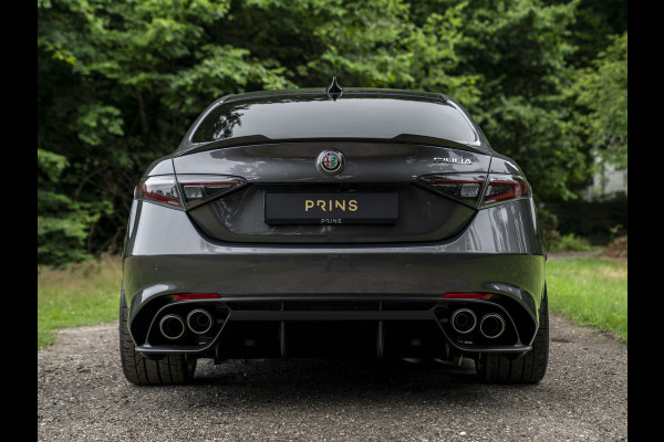 Alfa Romeo Giulia 2.9 V6 Quadrifoglio MY25 | Facelift | Carbon dak | Carbon stoelen | Akrapovic | Harman/Kardon